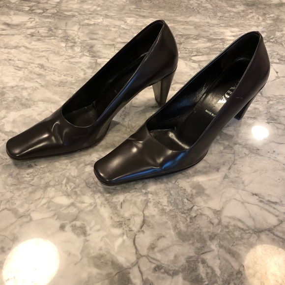 Prada Espresso Brown Heels - Picture 2 of 12